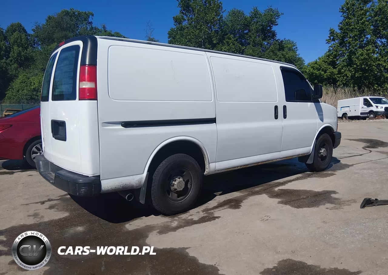 2007 Chevrolet Express Work Van VIN:1GCGG25V371103511 - 4