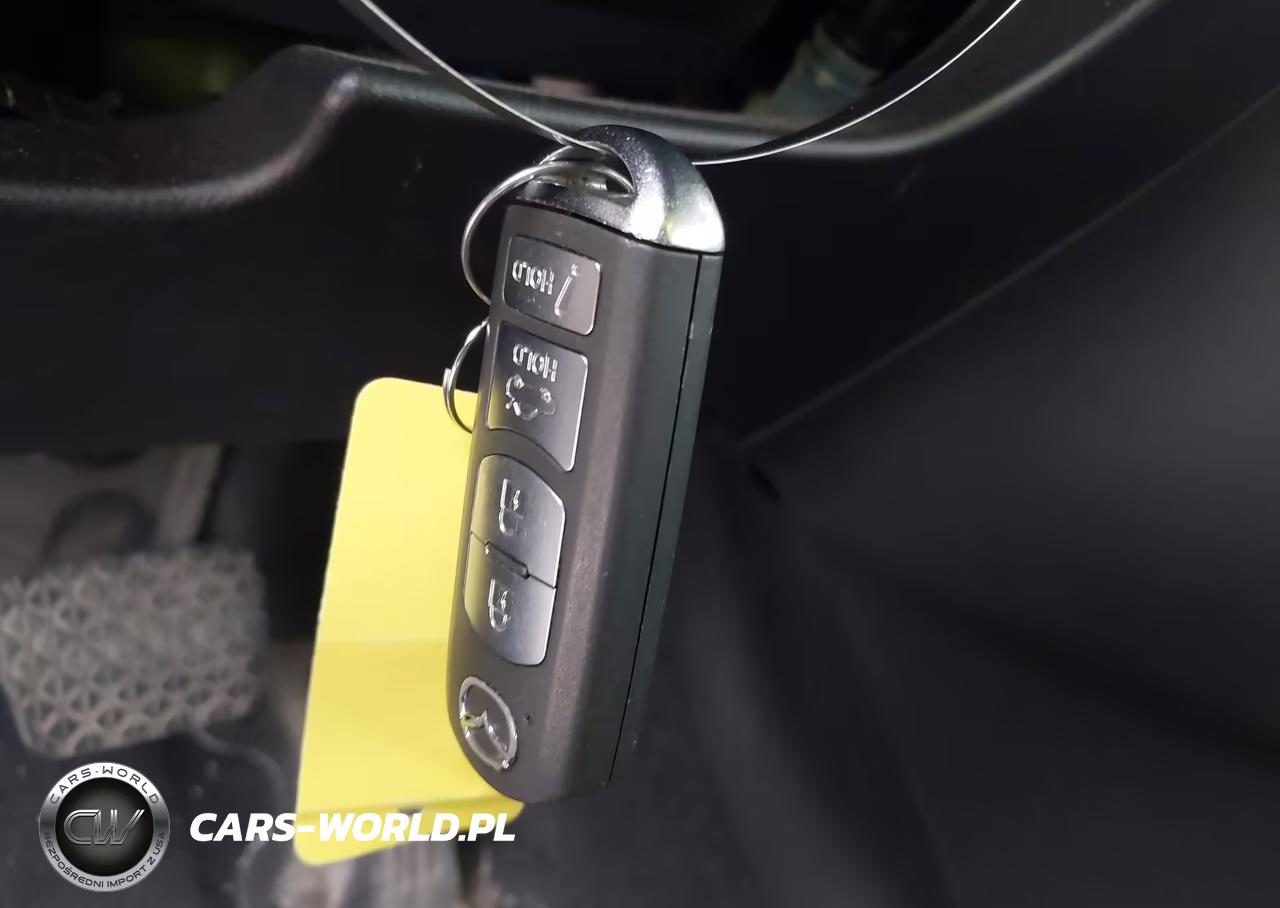 2014 Mazda Mazda3 I Grand Touring VIN:JM1BM1W70E1216262 - 11