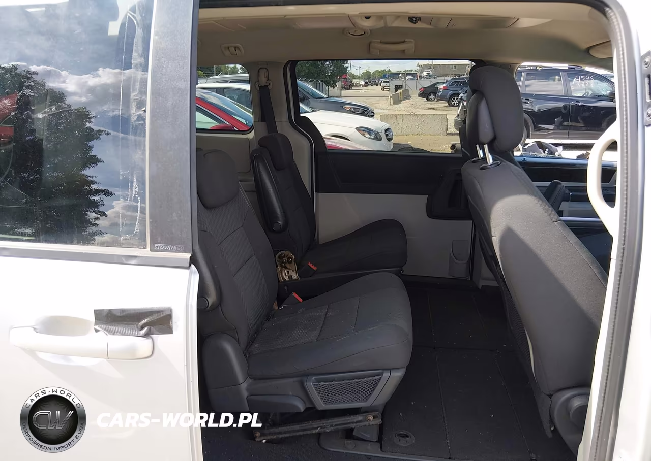 2010 Dodge Grand Caravan Sxt VIN:2D4RN5D16AR370324 - 8