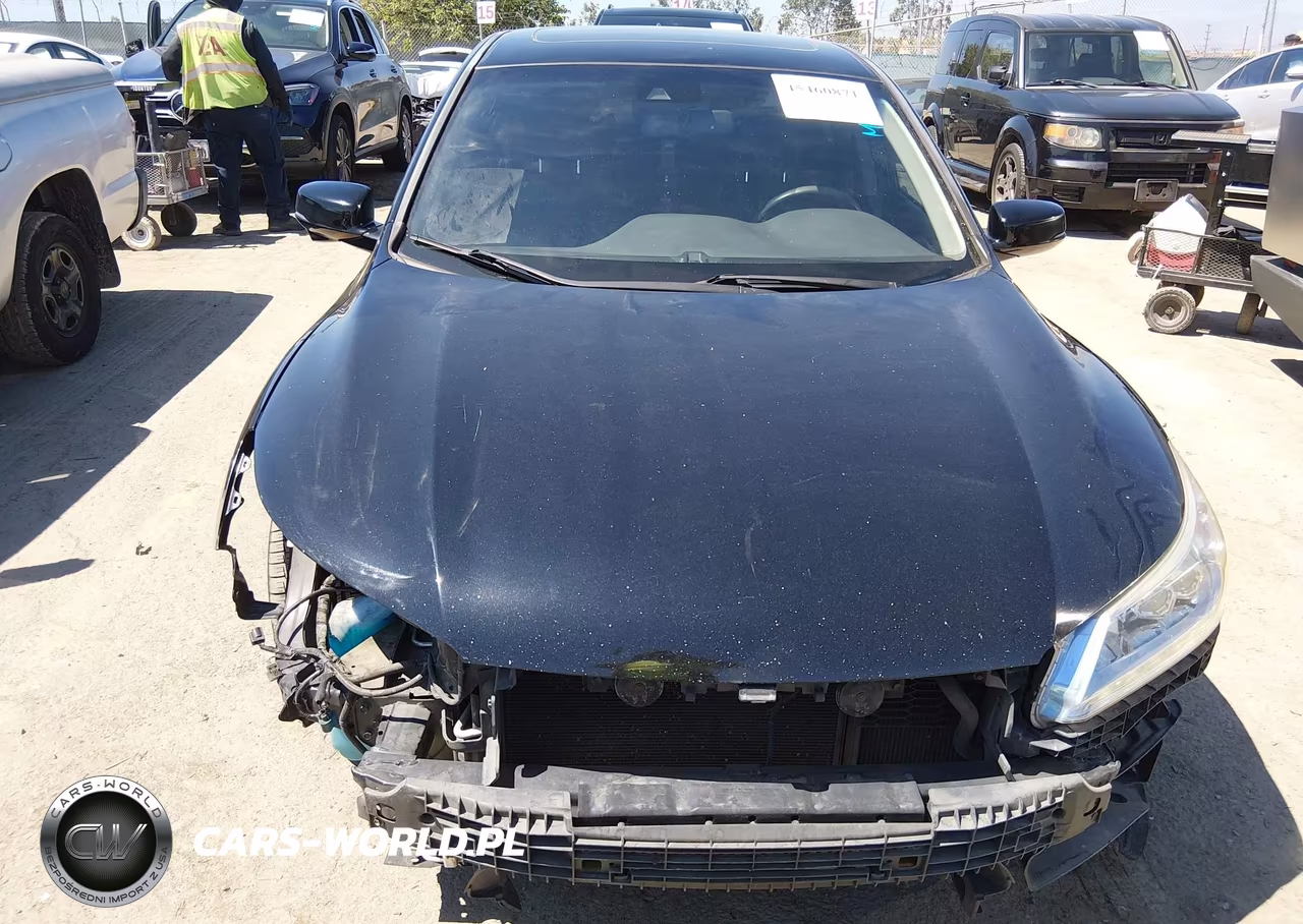 2015 Honda Accord Hybrid Touring VIN:1HGCR6F76FA009395 - 13