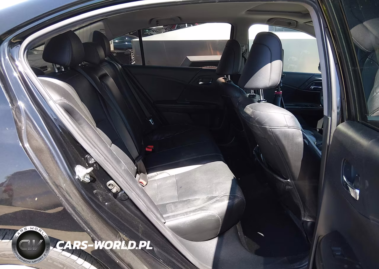 2015 Honda Accord Hybrid Touring VIN:1HGCR6F76FA009395 - 8