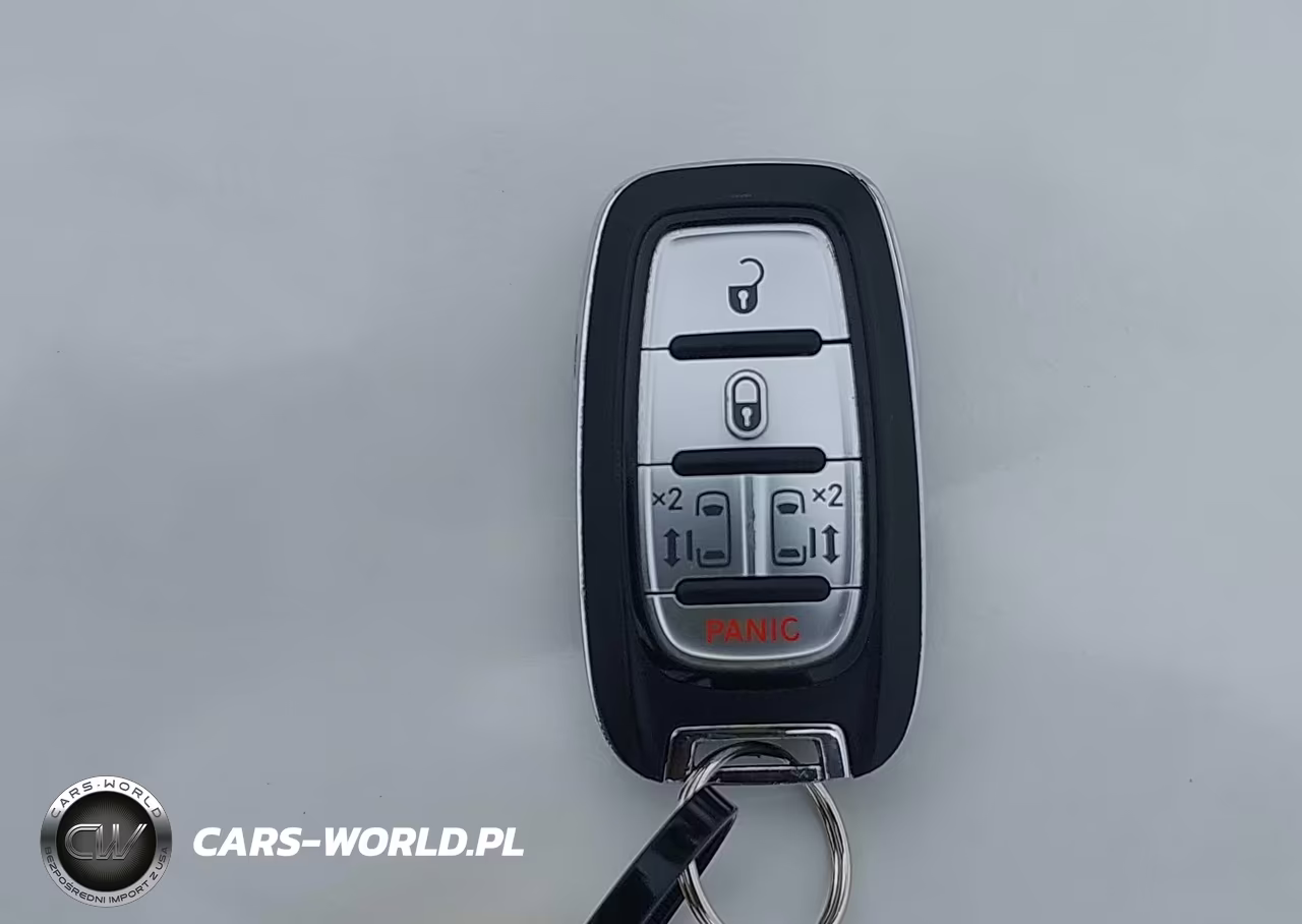 2018 Chrysler Pacifica Hybrid Touring Plus VIN:2C4RC1H70JR306919 - 11
