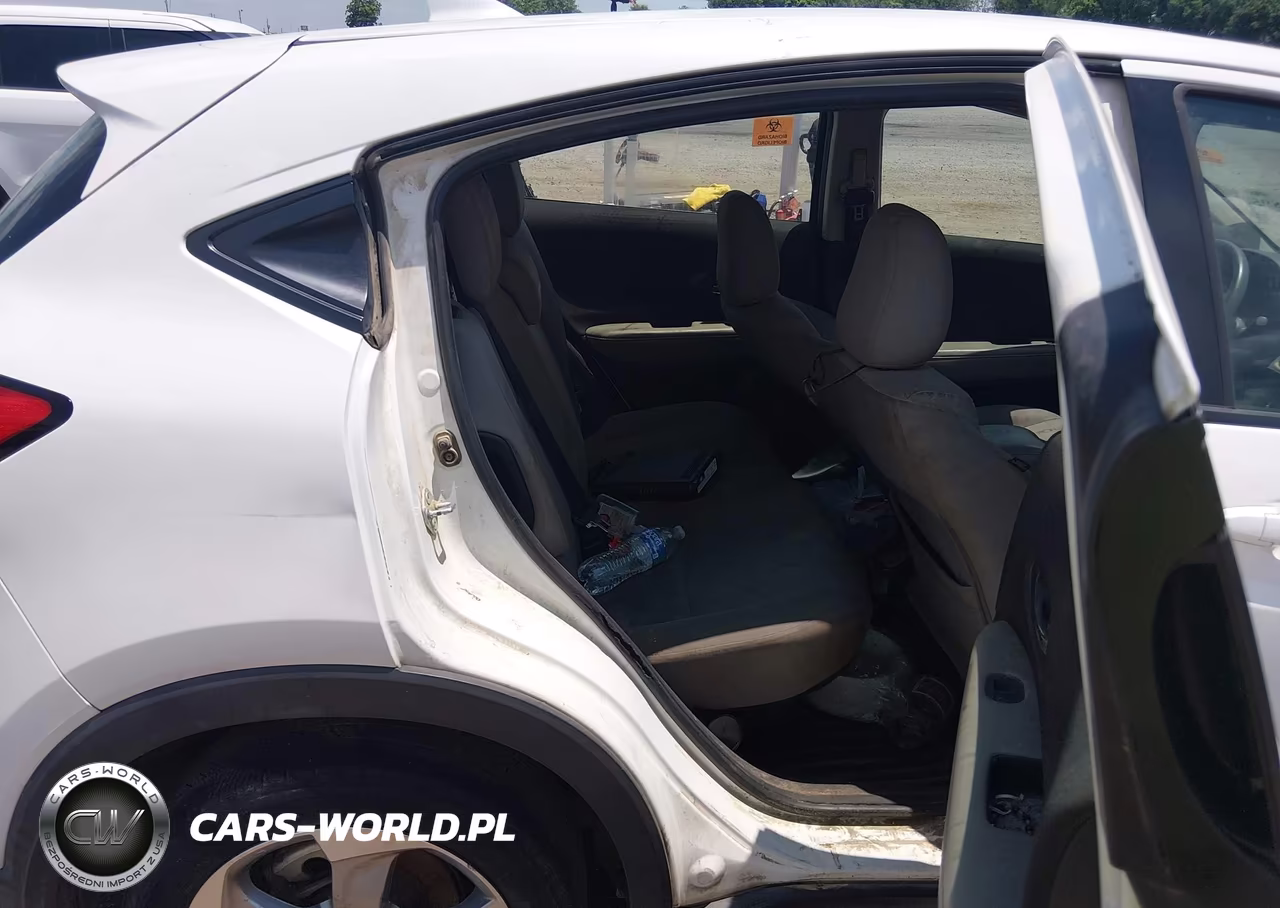 2022 Honda Hr-V Awd Lx VIN:3CZRU6H3XNM762988 - 8