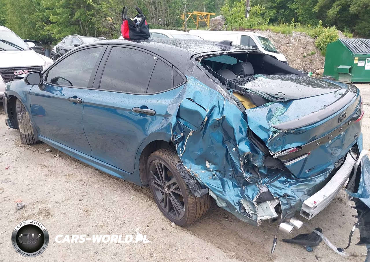 2025 Toyota Camry Xse VIN:4T1DBADK4SU014875 - 3