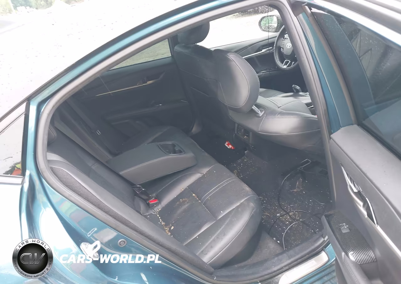 2025 Toyota Camry Xse VIN:4T1DBADK4SU014875 - 8