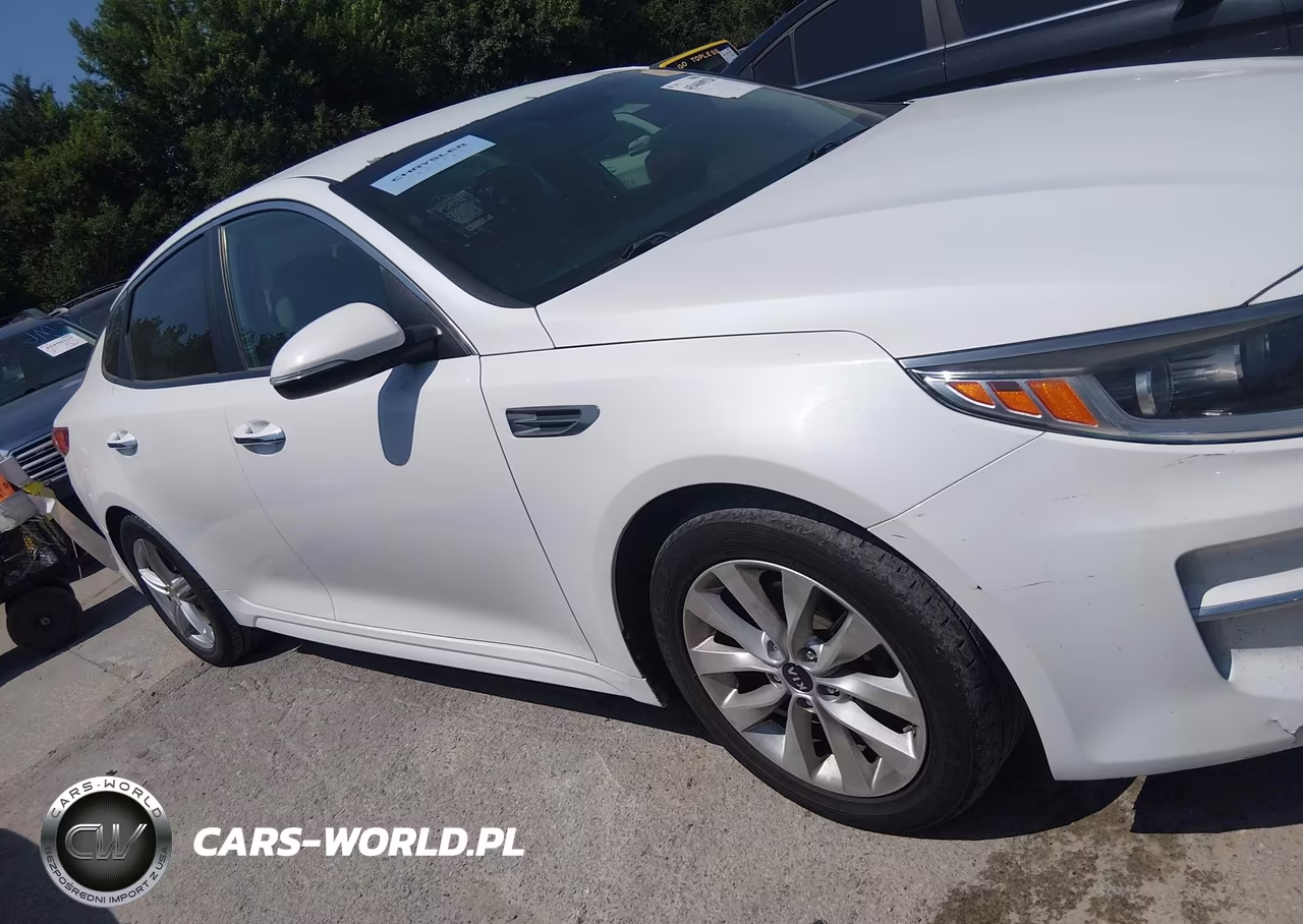 2018 Kia Optima Lx VIN:5XXGT4L32JG256983 - 13
