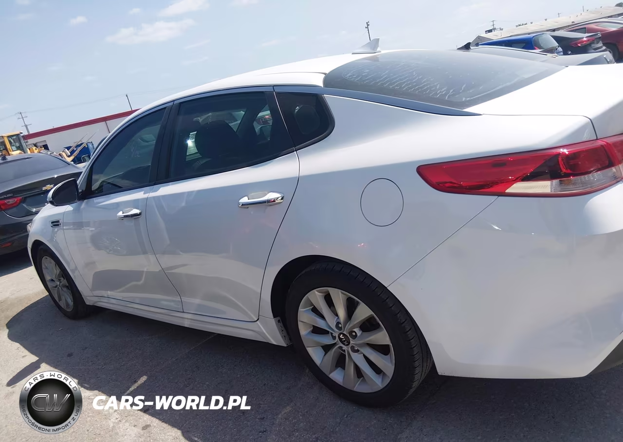 2018 Kia Optima Lx VIN:5XXGT4L32JG256983 - 14