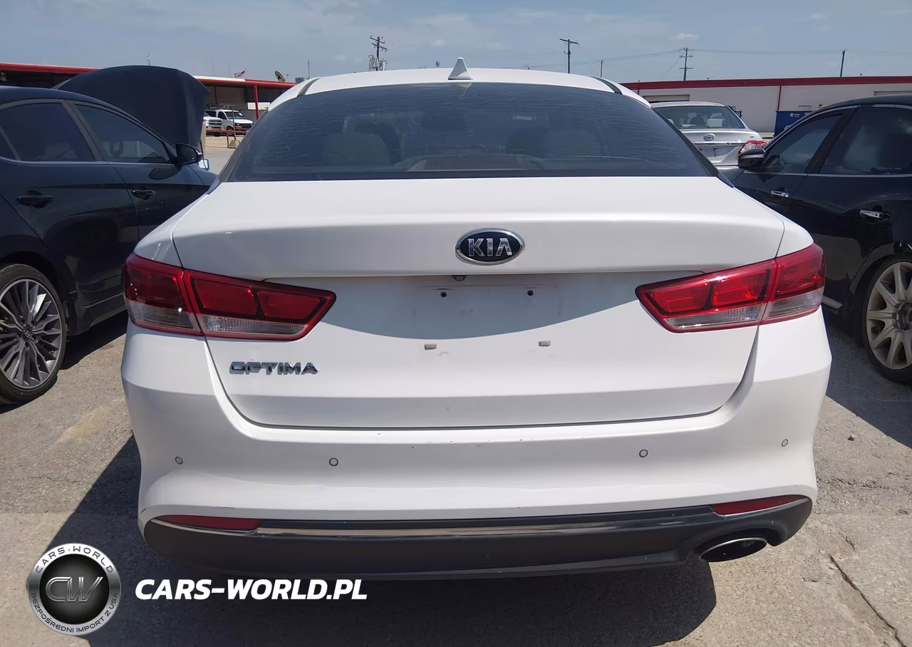 2018 Kia Optima Lx VIN:5XXGT4L32JG256983 - 16