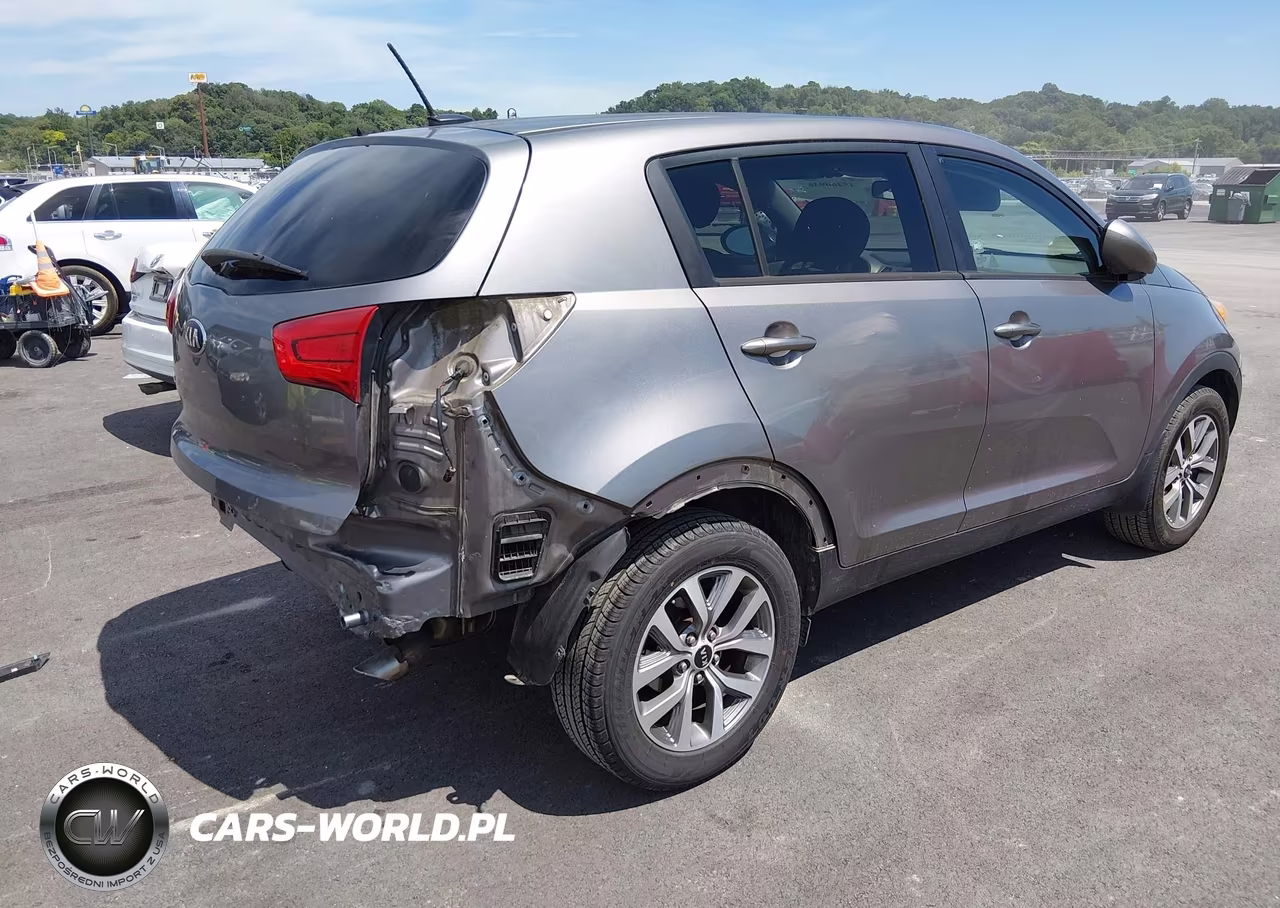 2015 Kia Sportage Lx VIN:KNDPB3AC5F7679539 - 4