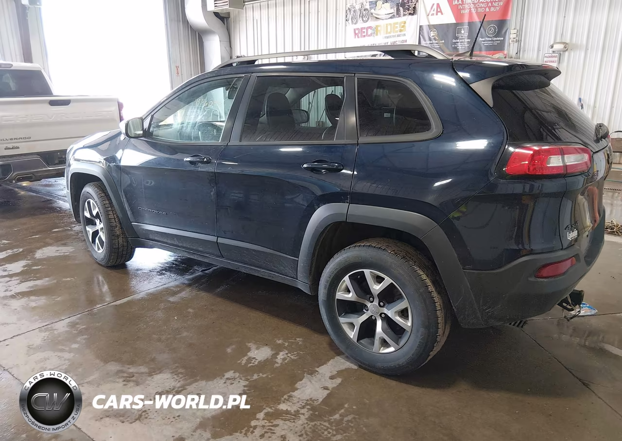 2016 Jeep Cherokee VIN:1C4PJMBB4GW308457 - 3