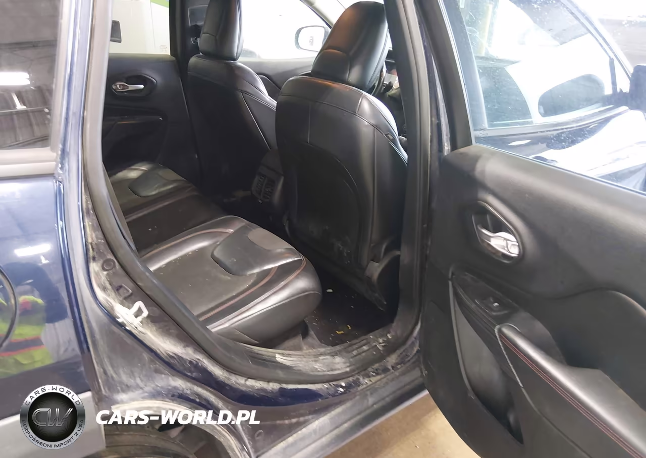 2016 Jeep Cherokee VIN:1C4PJMBB4GW308457 - 8
