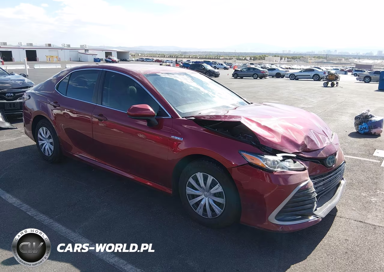 2021 Toyota Camry Le Hybrid