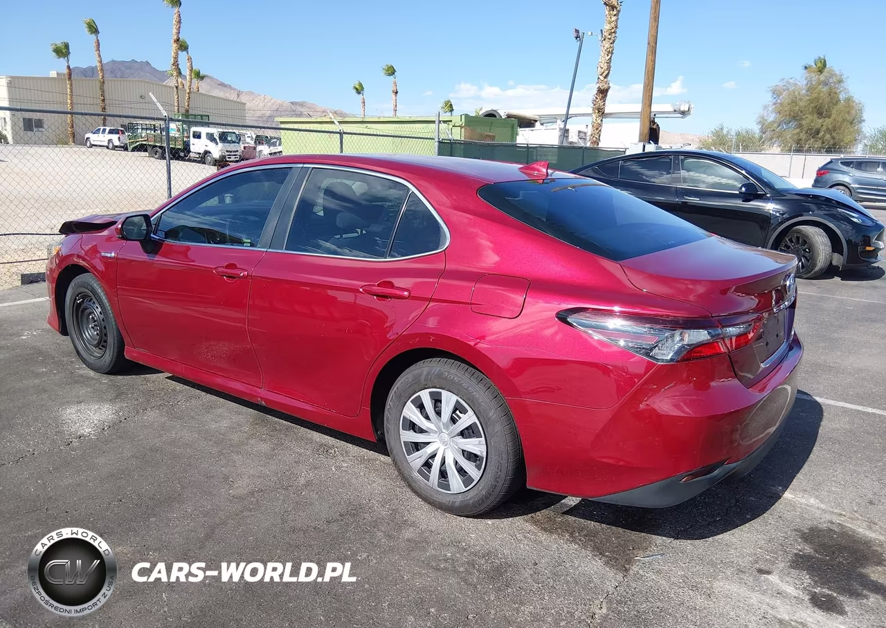 2021 Toyota Camry Le Hybrid VIN:4T1C31AK9MU547739 - 3