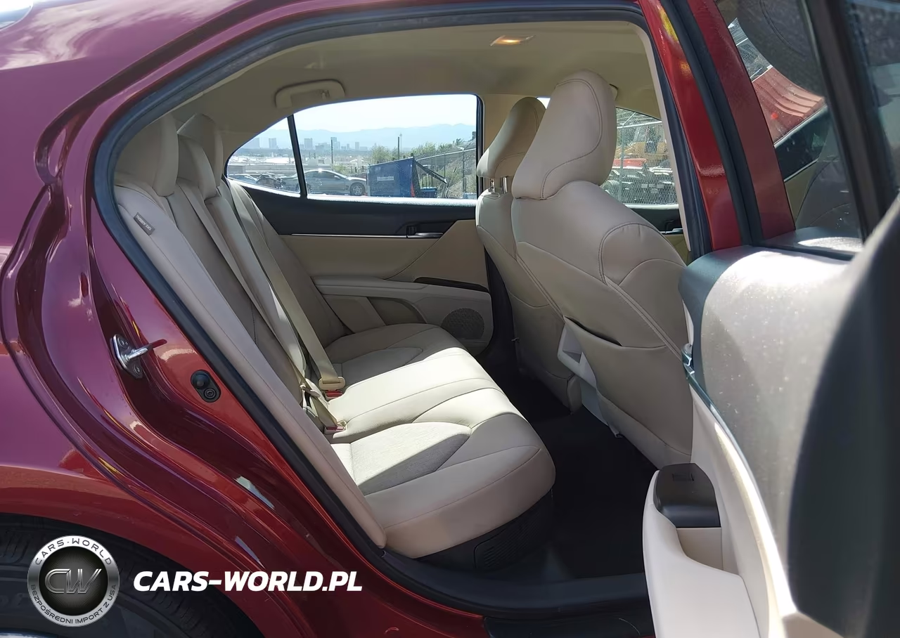 2021 Toyota Camry Le Hybrid VIN:4T1C31AK9MU547739 - 8