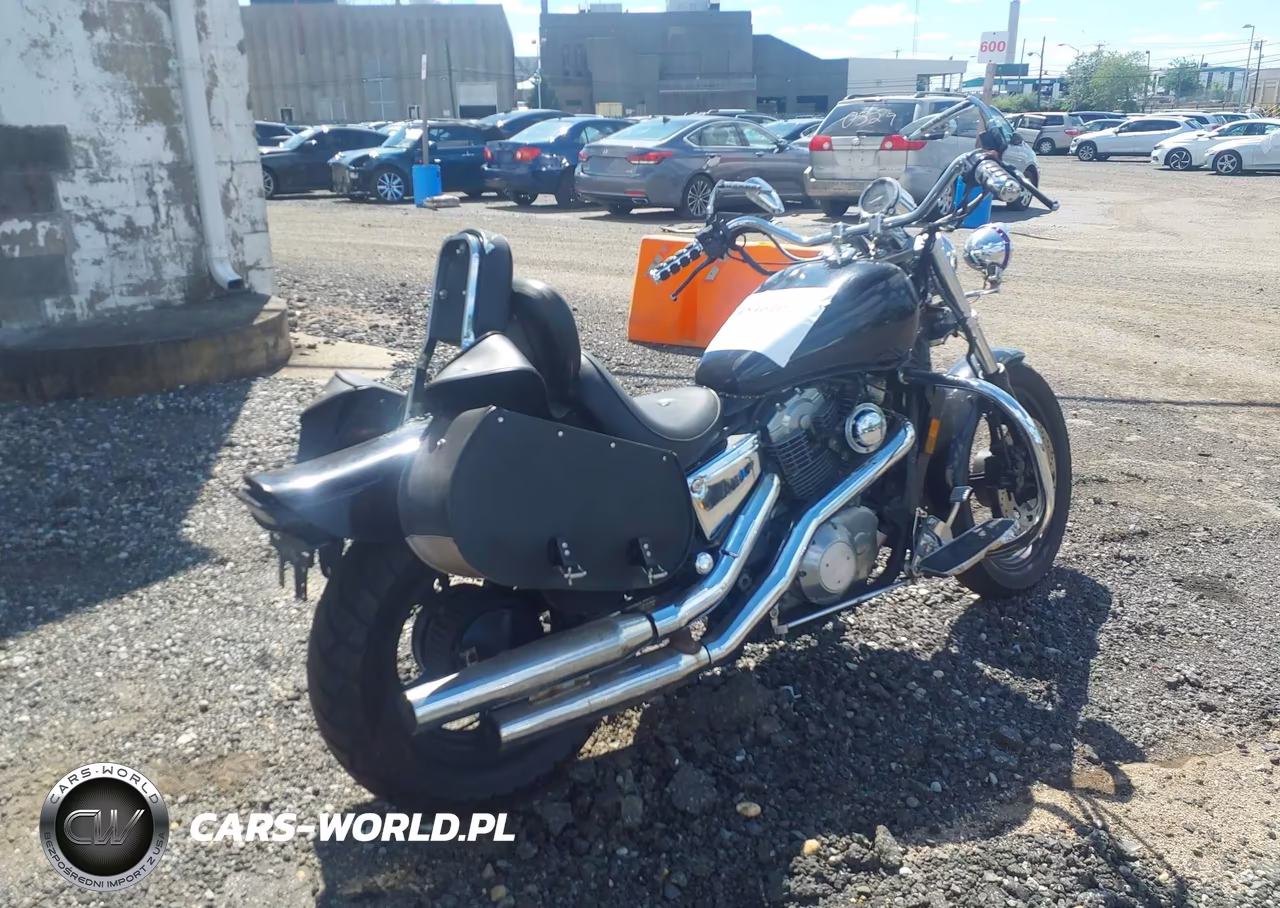 1987 Honda Vt1100 C VIN:1HFSC1803HA200909 - 4