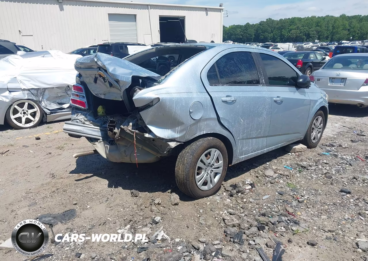 2018 Chevrolet Sonic Ls Auto VIN:1G1JB5SH0J4103128 - 4