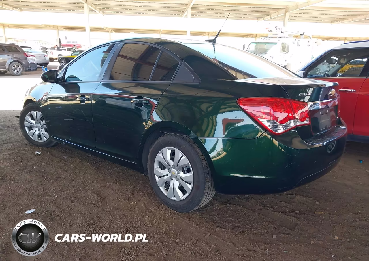 2014 Chevrolet Cruze Ls Auto VIN:1G1PA5SG9E7181240 - 3