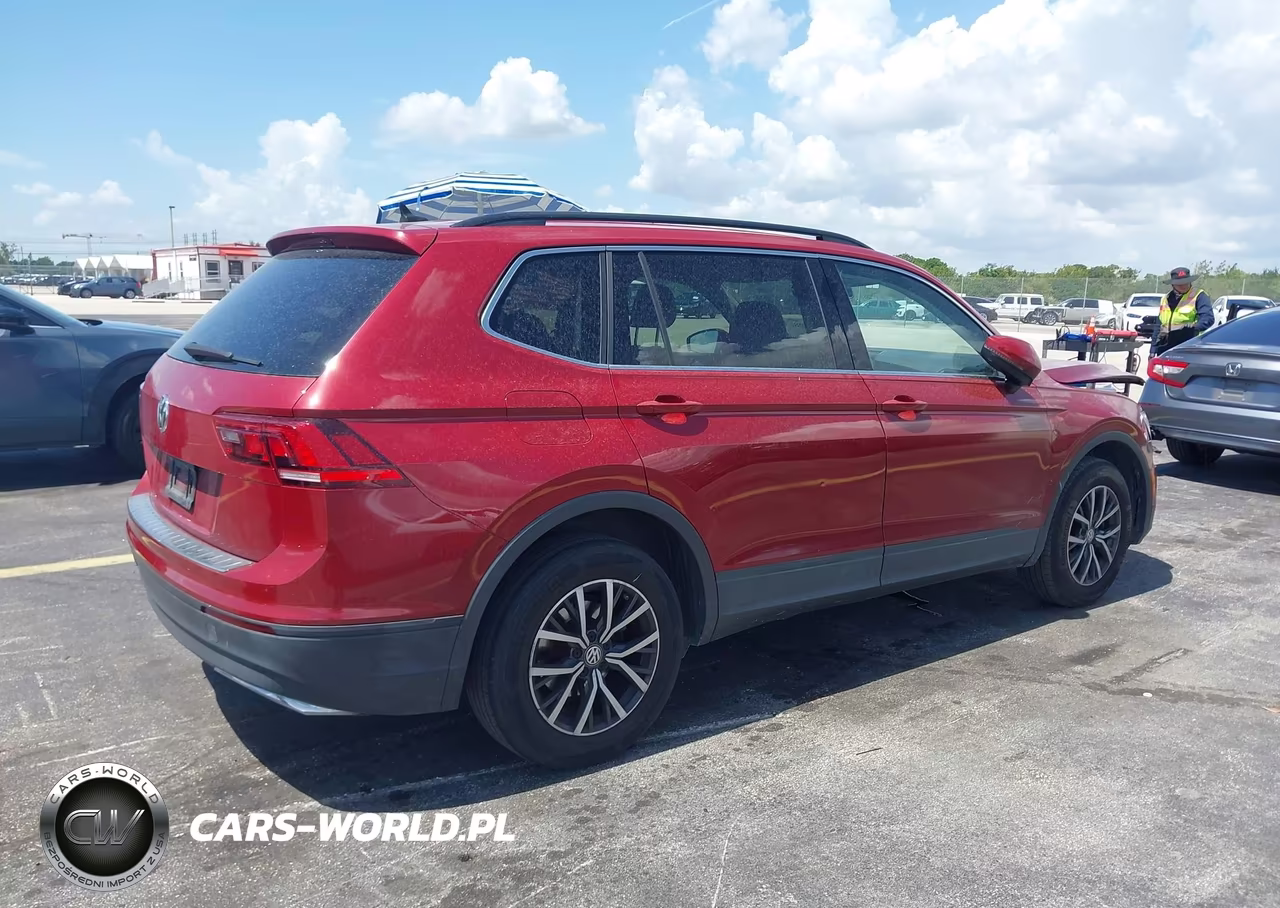 2019 Volkswagen Tiguan 2.0T Se-2.0T Sel-2.0T Sel R-Line-2.0T Sel R-Line Black VIN:3VV3B7AX0KM135699 - 4
