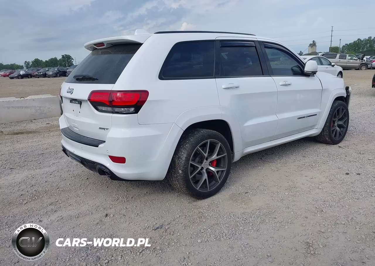 2016 Jeep Grand Cherokee Srt VIN:1C4RJFDJ1GC371574 - 4