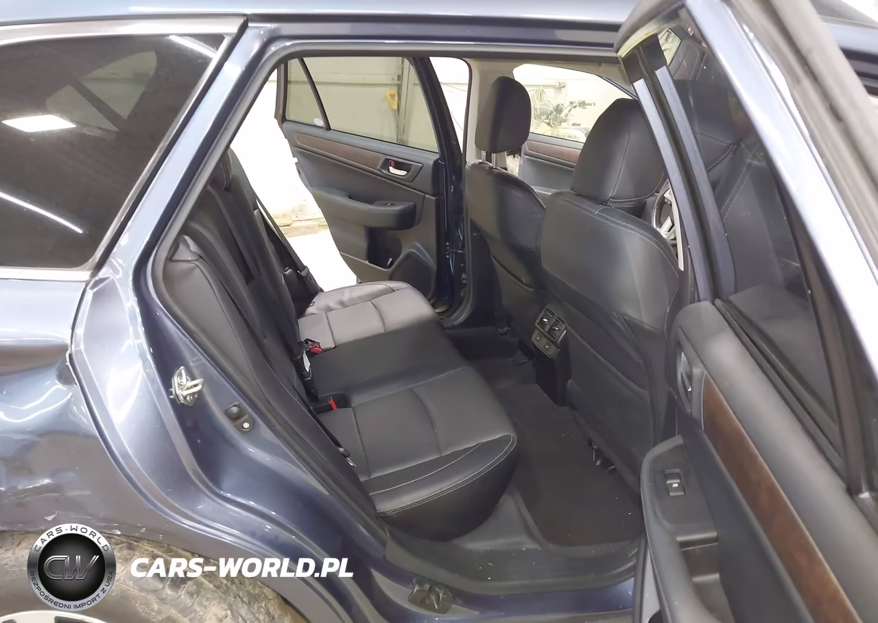 2017 Subaru Outback 3.6R Limited VIN:4S4BSENC8H3343471 - 8
