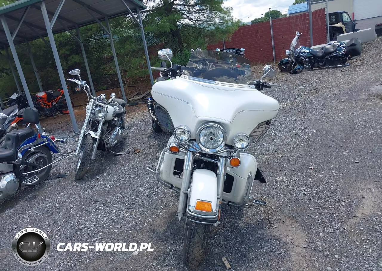2006 Harley-Davidson Flhtcui VIN:1HD1FCW196Y695138 - 5