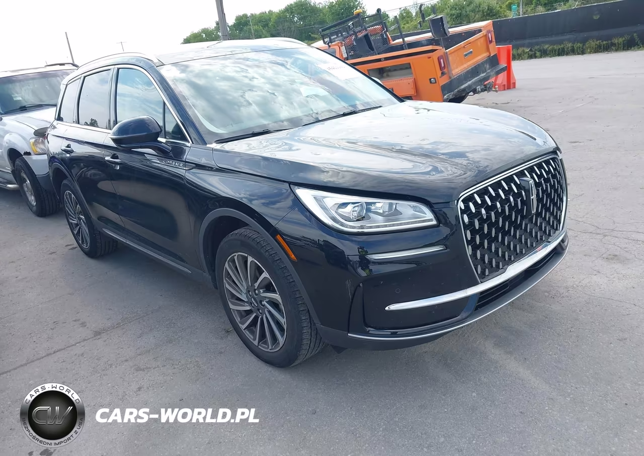 2023 Lincoln Corsair Reserve – zdjęcie 1 z 16