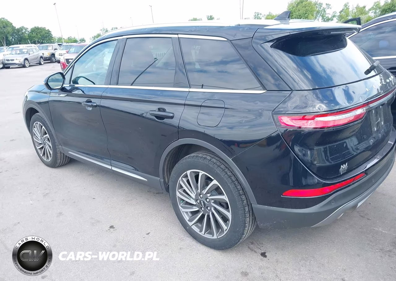 2023 Lincoln Corsair Reserve VIN:5LMCJ2DA6PUL14269 - 3