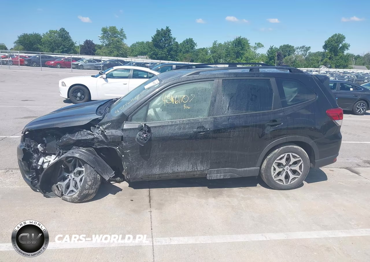 2020 Subaru Forester Premium VIN:JF2SKAGC5LH516368 - 13