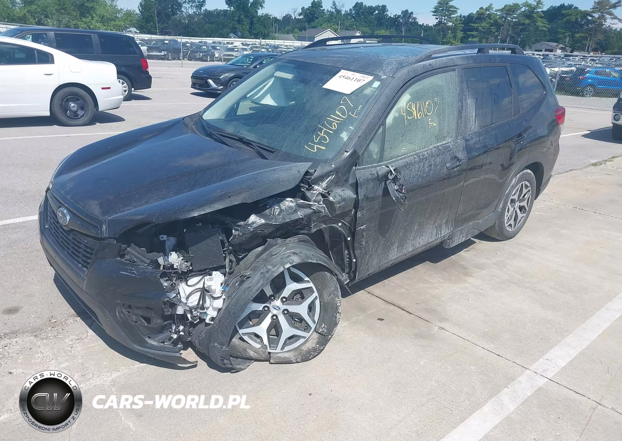 2020 Subaru Forester Premium VIN:JF2SKAGC5LH516368 - 2
