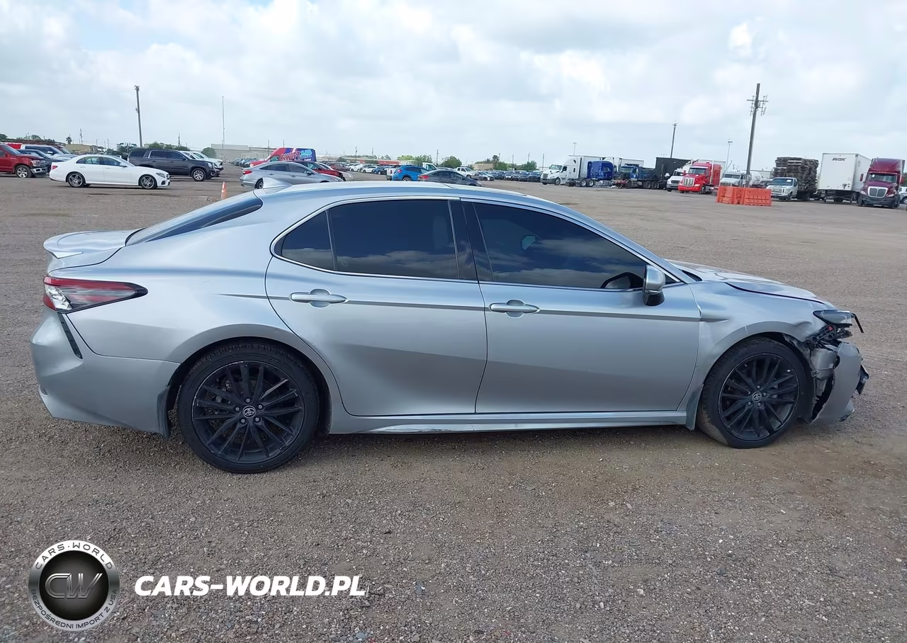 2024 Toyota Camry Hybrid Xse VIN:4T1K31AK7RU622053 - 13