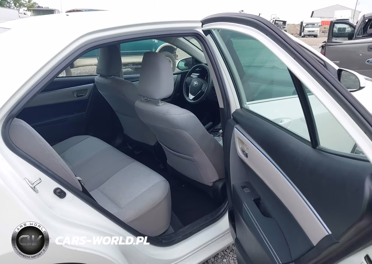 2016 Toyota Corolla Le Plus VIN:5YFBPRHE1GP470305 - 8