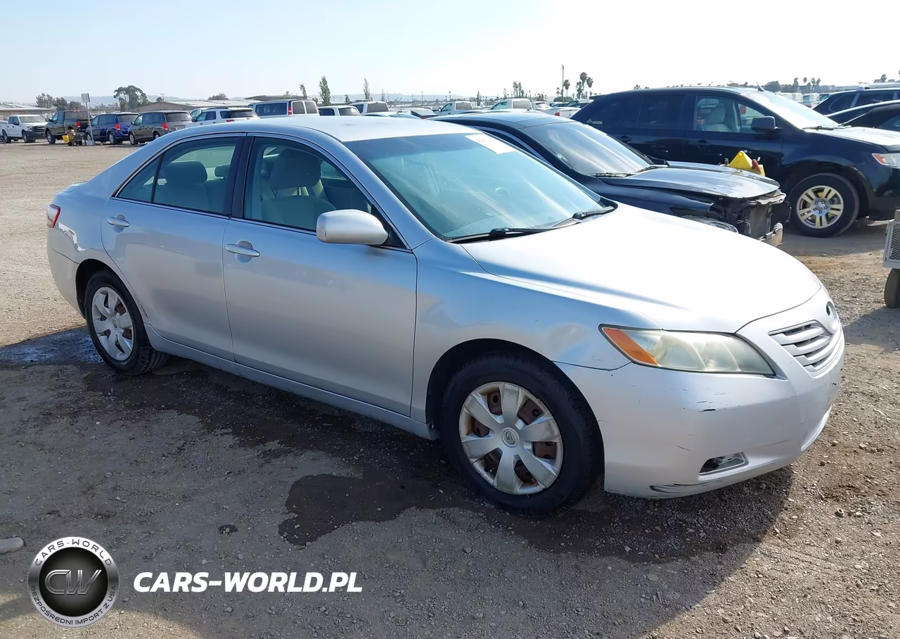 2007 Toyota Camry Le – zdjęcie 1 z 11