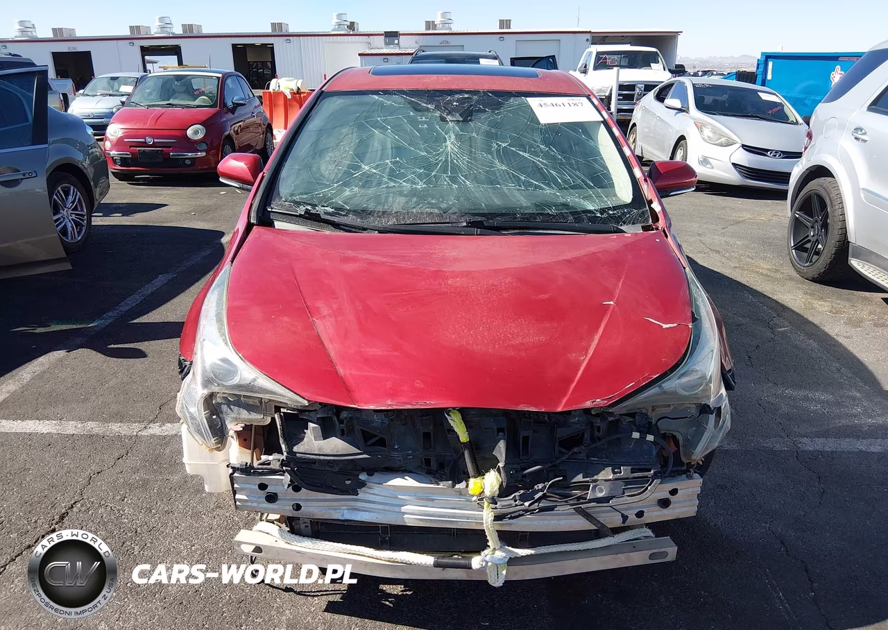 2018 Toyota Prius Four VIN:JTDKARFU8J3552107 - 13