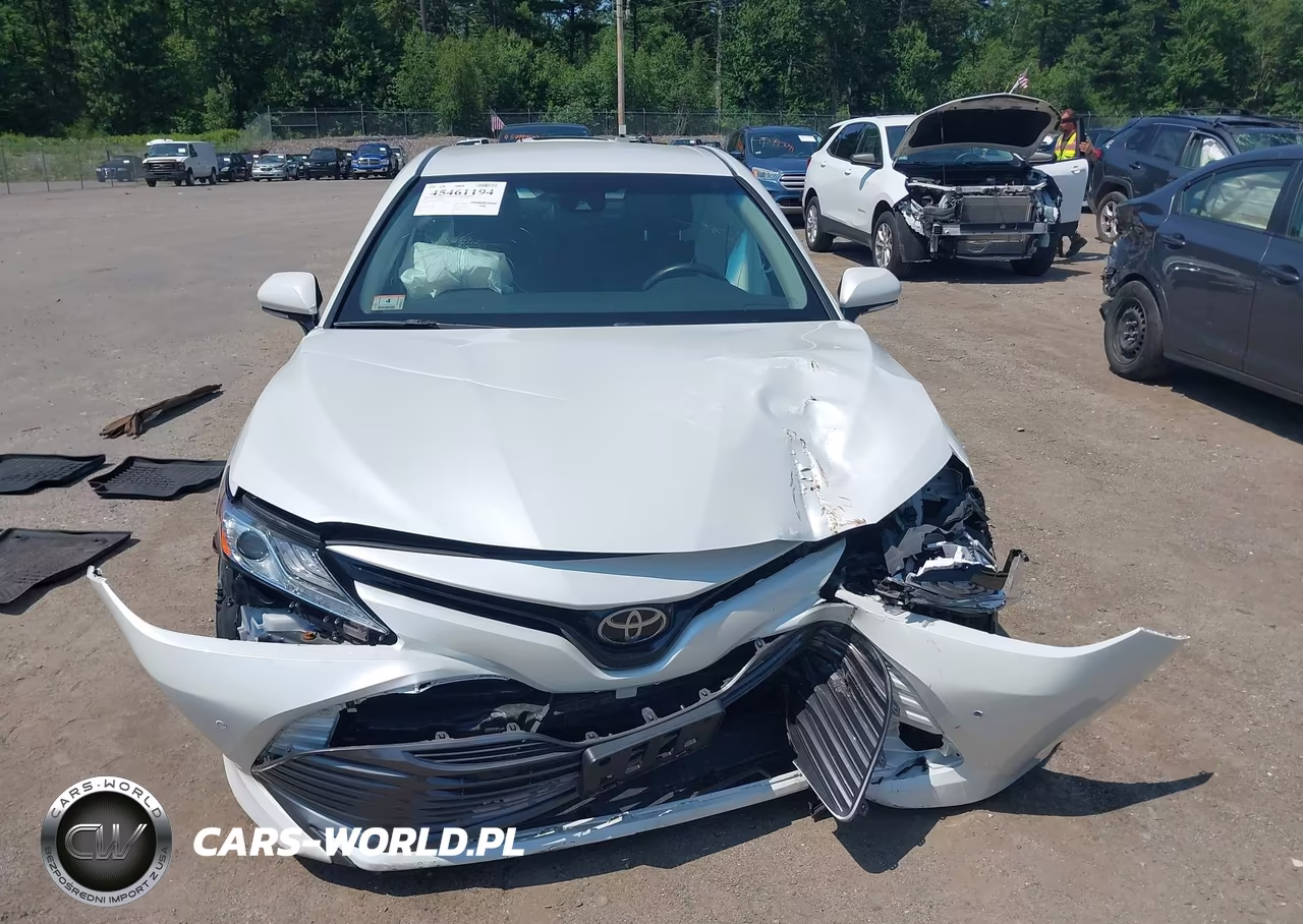 2018 Toyota Camry Xle VIN:4T1B11HK9JU010341 - 12
