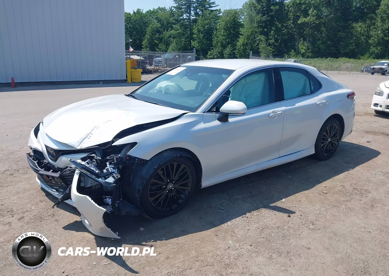2018 Toyota Camry Xle VIN:4T1B11HK9JU010341 - 2