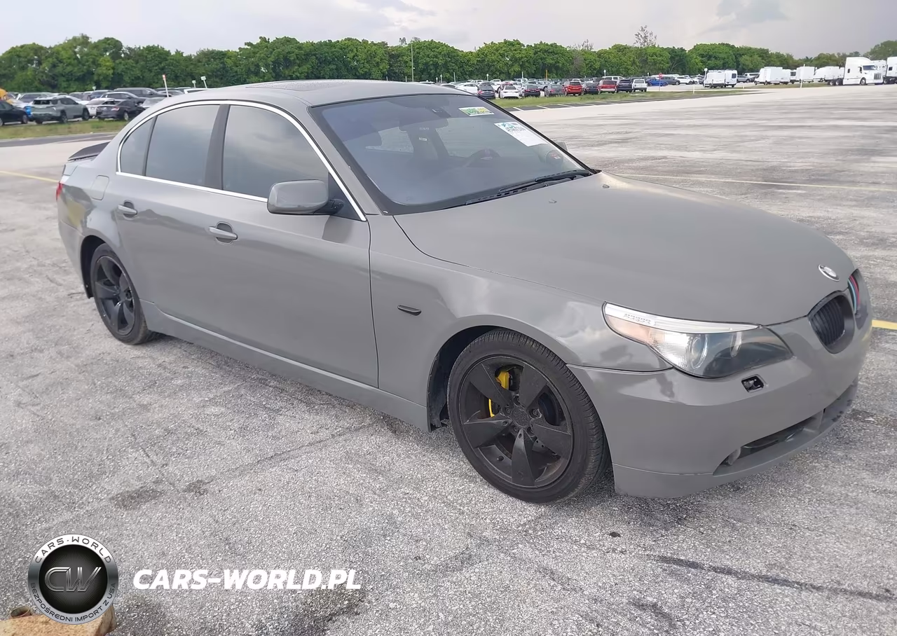 2005 BMW 530I