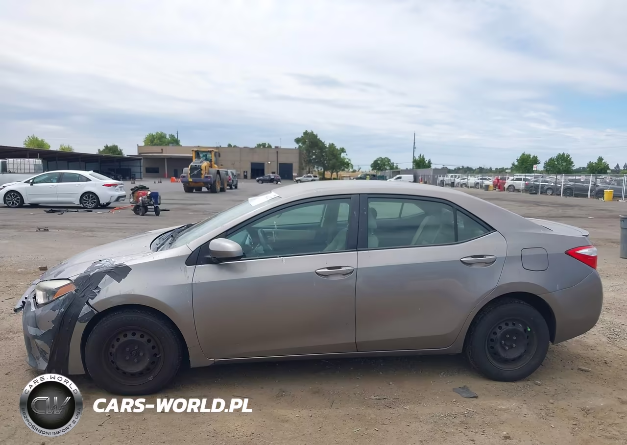 2015 Toyota Corolla Le Eco VIN:5YFBPRHE1FP255702 - 14