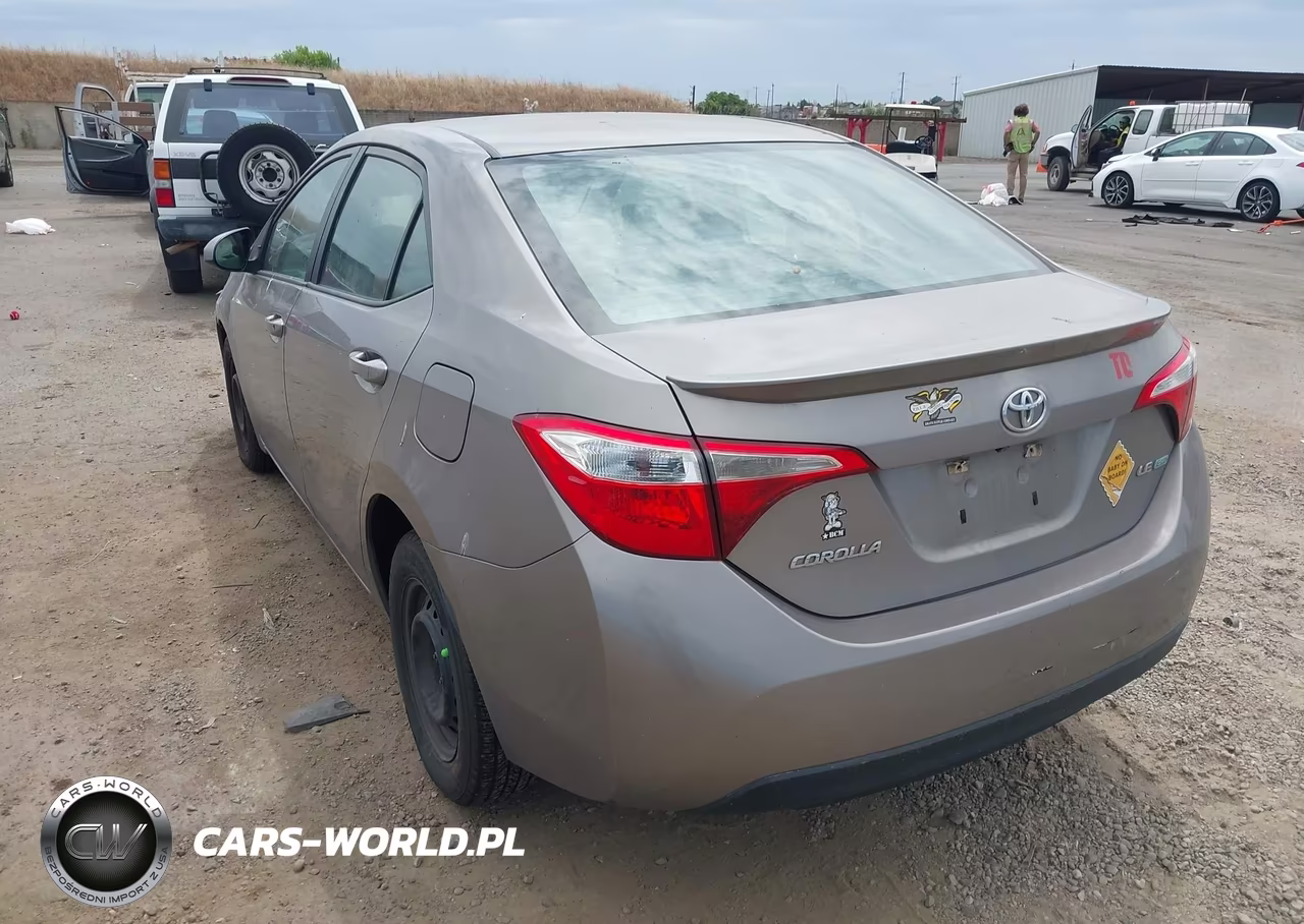 2015 Toyota Corolla Le Eco VIN:5YFBPRHE1FP255702 - 3