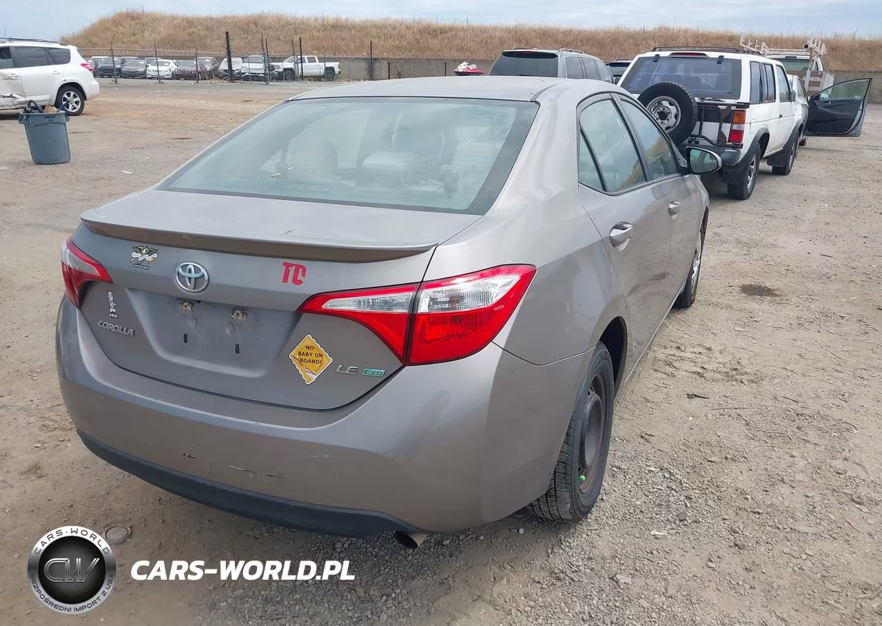 2015 Toyota Corolla Le Eco VIN:5YFBPRHE1FP255702 - 4