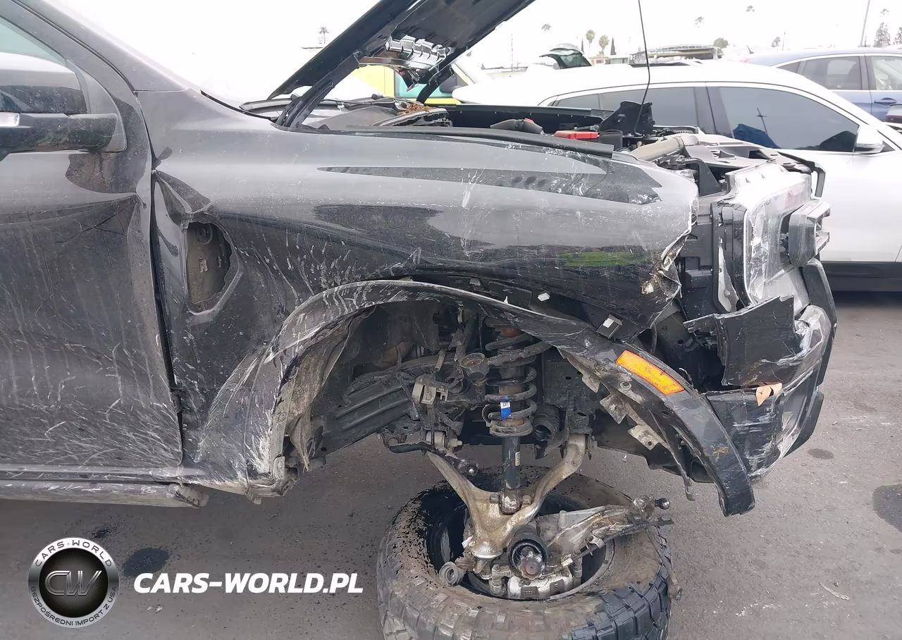 2025 Ford Ranger Lariat VIN:1FTER4KPXSLE13770 - 11