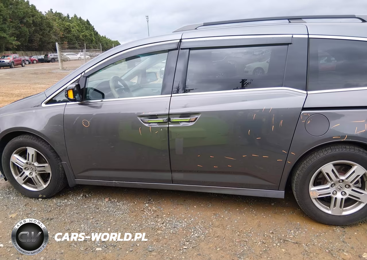 2013 Honda Odyssey Touring-Touring Elite VIN:5FNRL5H96DB006956 - 15