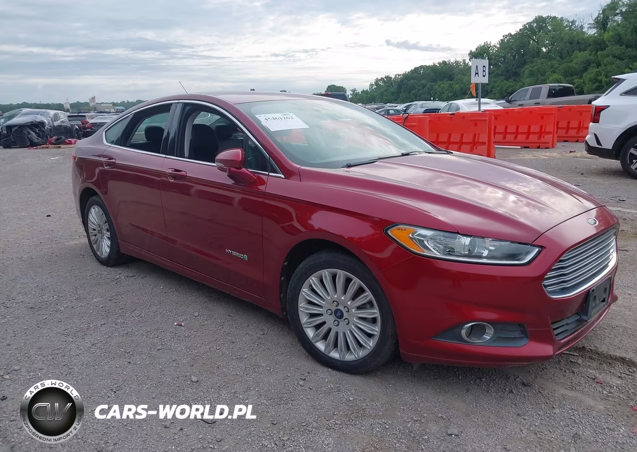 2013 Ford Fusion Hybrid Se – zdjęcie 1 z 12