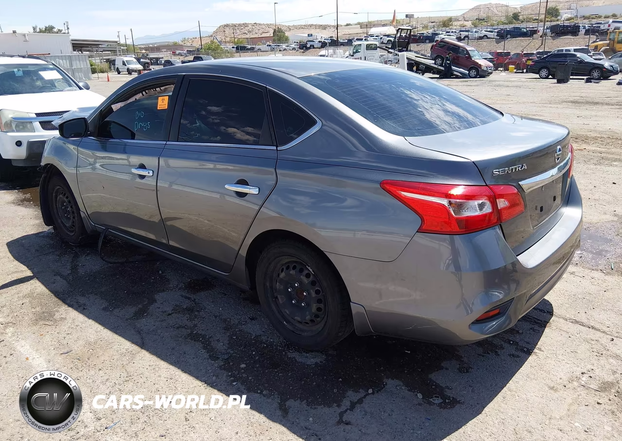 2018 Nissan Sentra S VIN:3N1AB7AP4JY340037 - 3