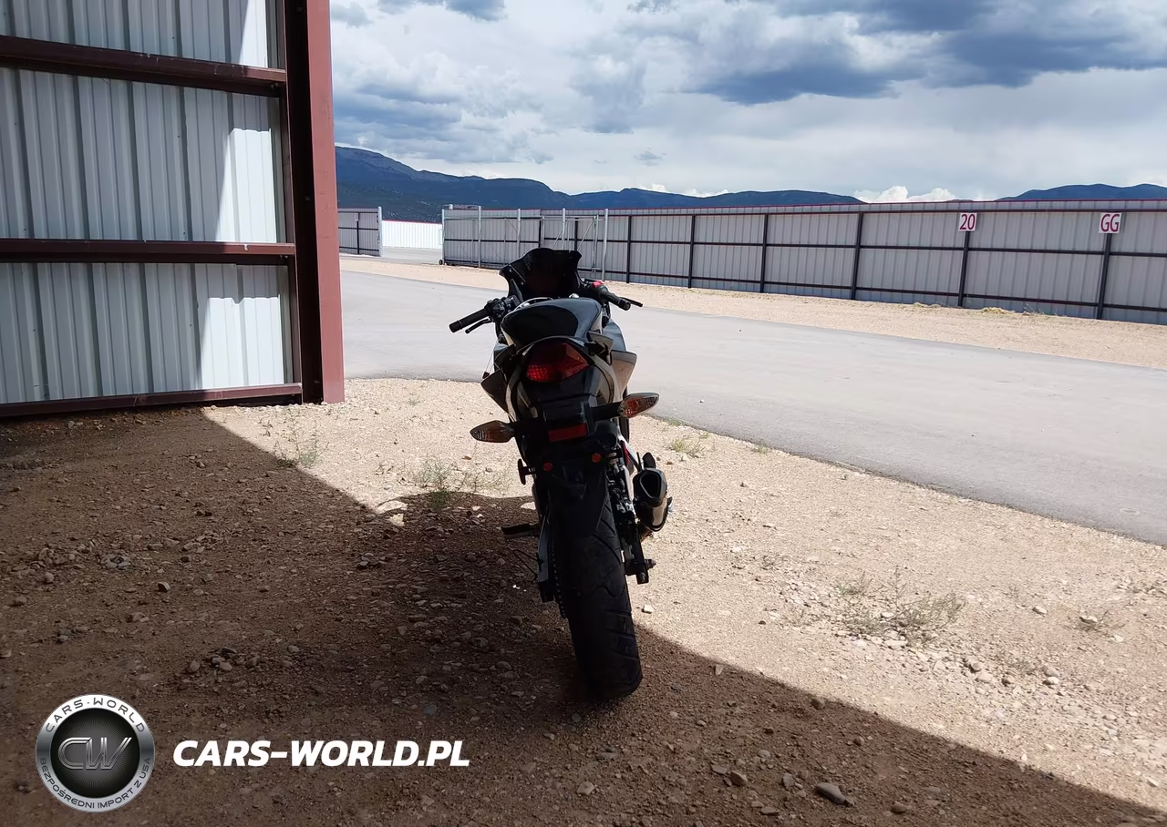 2015 Honda Cbr300 R VIN:MLHNC5108F5100395 - 6