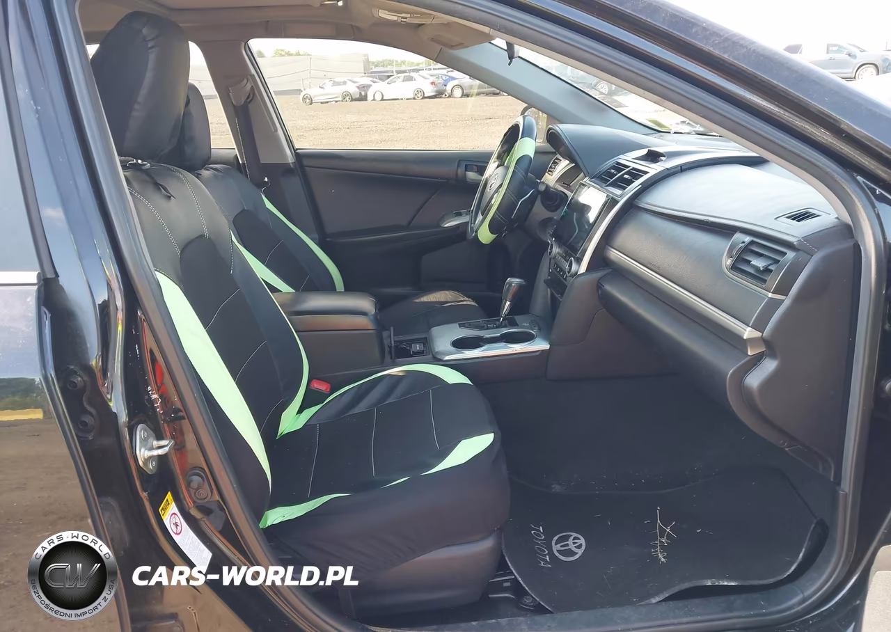 2014 Toyota Camry Se Sport VIN:4T1BF1FK5EU463804 - 5