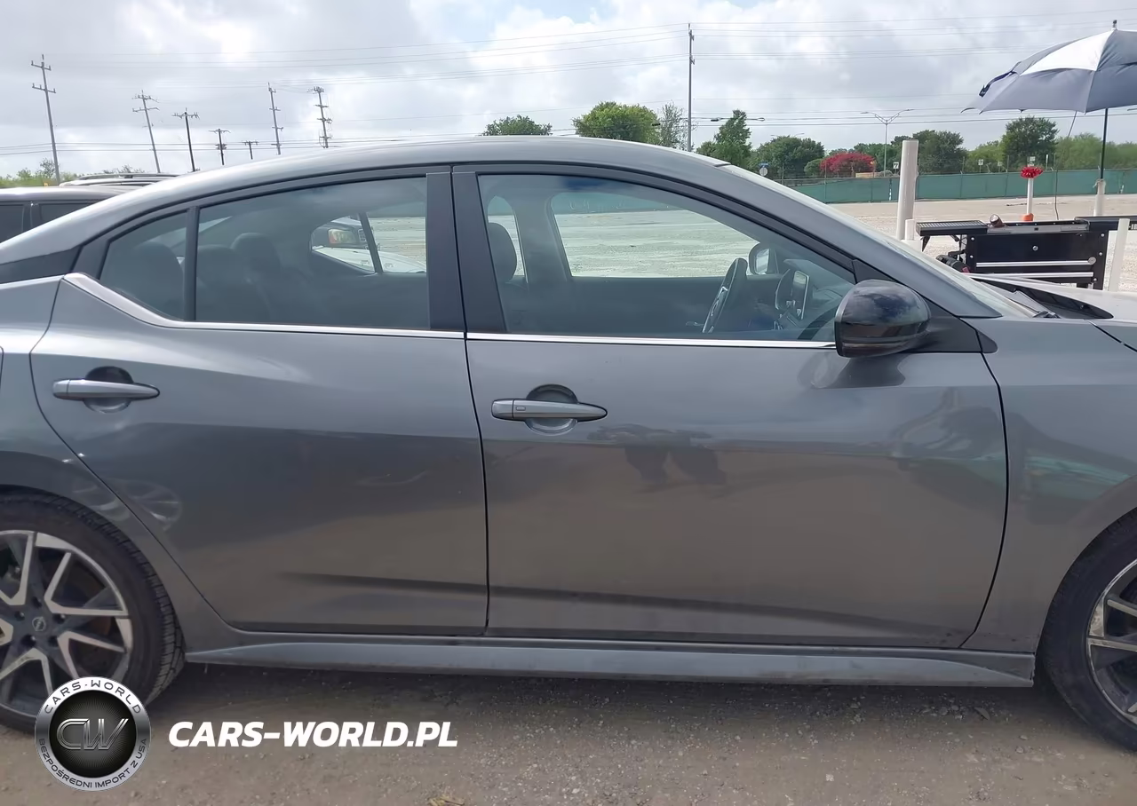 2025 Nissan Sentra Sr VIN:3N1AB8DV0SY310163 - 13