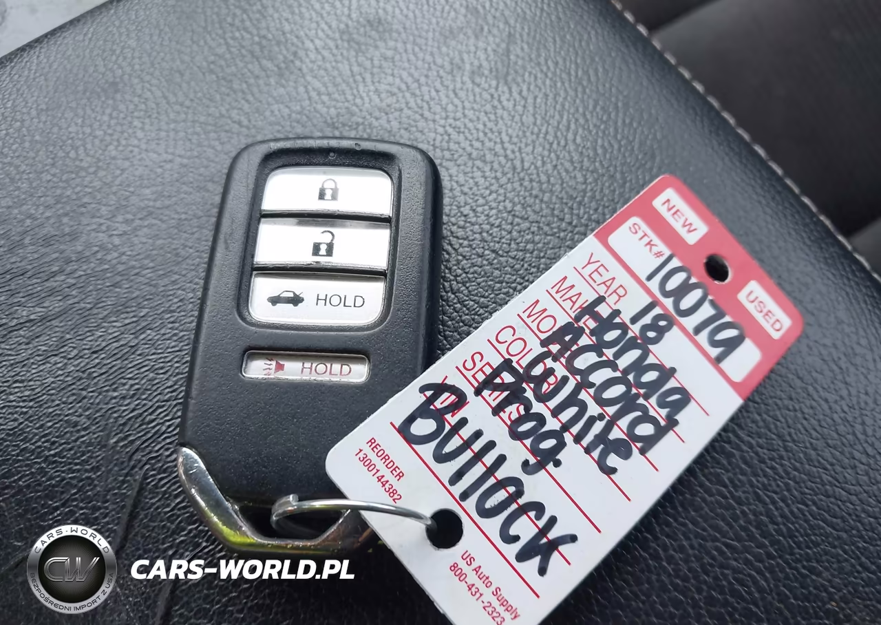 2018 Honda Accord Sport VIN:1HGCV1F31JA101261 - 11