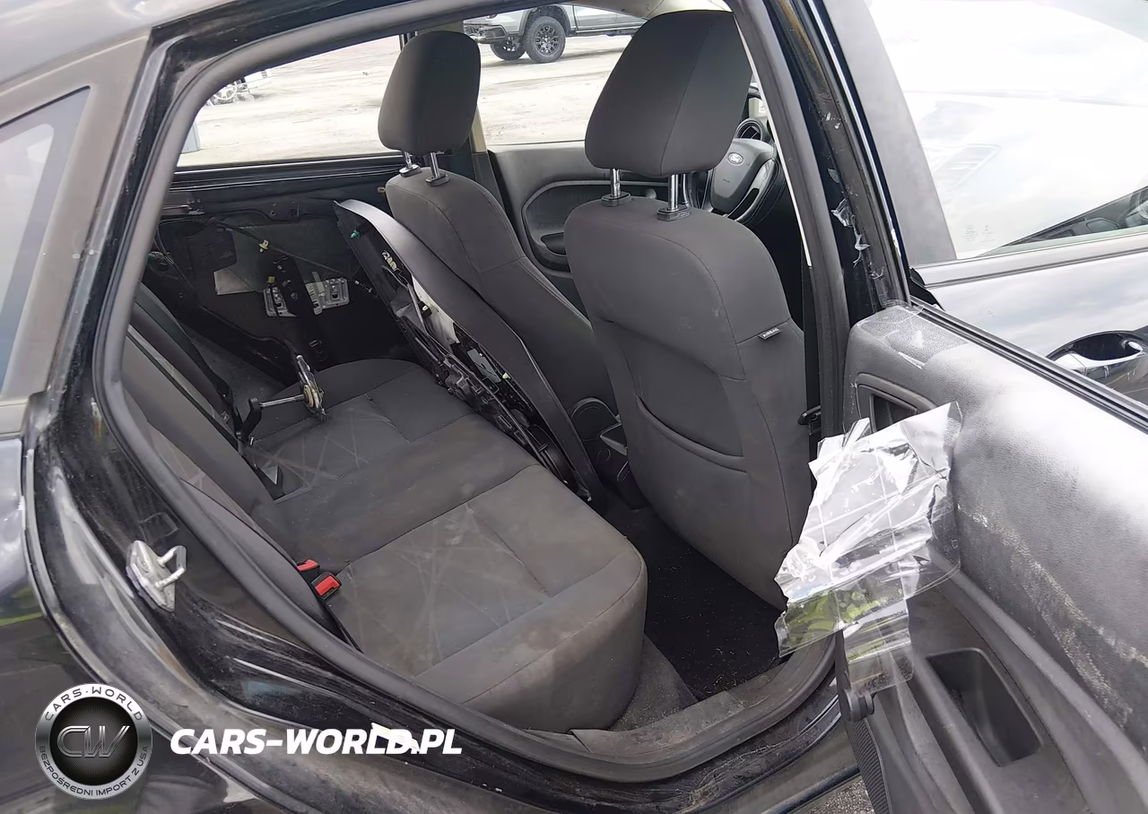 2014 Ford Fiesta S VIN:3FADP4AJ6EM189145 - 8