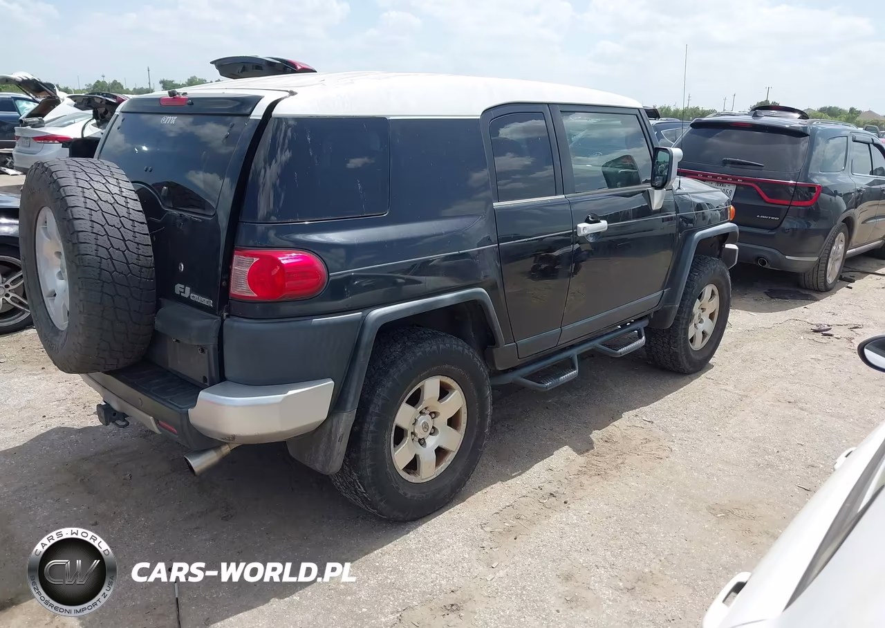 2007 Toyota Fj Cruiser VIN:JTEBU11F470014575 - 4