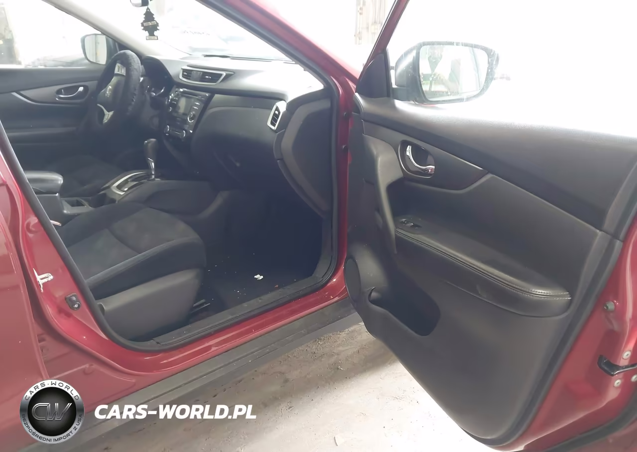 2015 Nissan Rogue Sv VIN:5N1AT2MK0FC814025 - 5